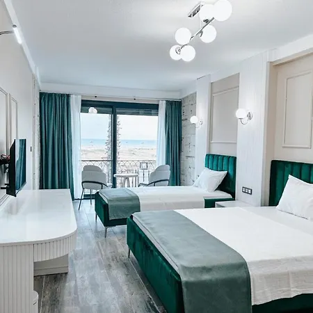 Hotel One Life *