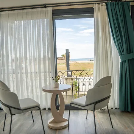 Hotel One Life *